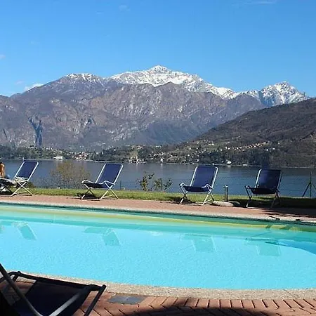 Sleeps 5 Pool Wifi Appartamento *